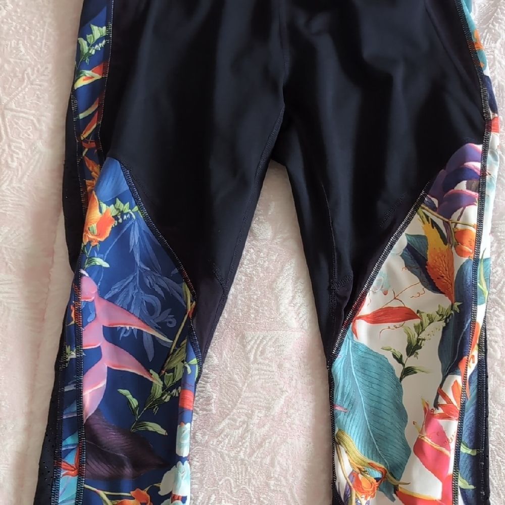 Athleta Tropical Pattern Womens Leggings - Picture 4 of 13
